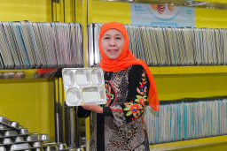 Gubernur Khofifah Tinjau  Tambahan SPPG Ponpes Al Anwar, Perluas Distribusi Makan Bergizi Gratis di Bangkalan
