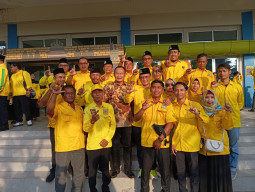 Adik Kandung Bupati Yuhronur Pimpin Golkar Lamongan, Ujik Silvian Targetkan 12 Kursi di Pemilu Mendatang