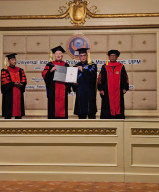 dr. Benjamin Kristianto, Mkes, MARS . Terima Gelar Doktor PhD Berbasis Pengakuan Global