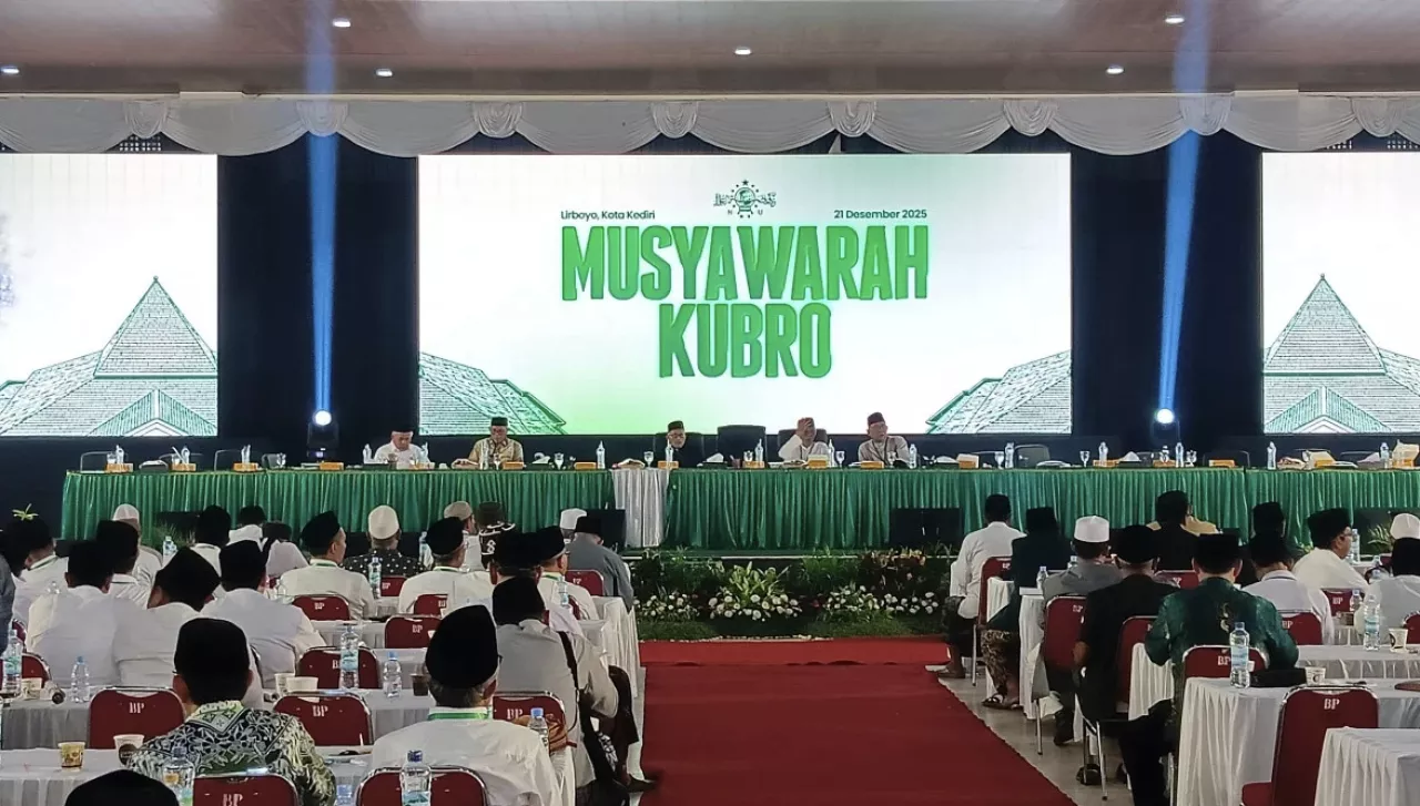 Langit dari Lirboyo: Para Kiai Sepuh Berkumpul Redam Gejolak, Jaga Marwah NU