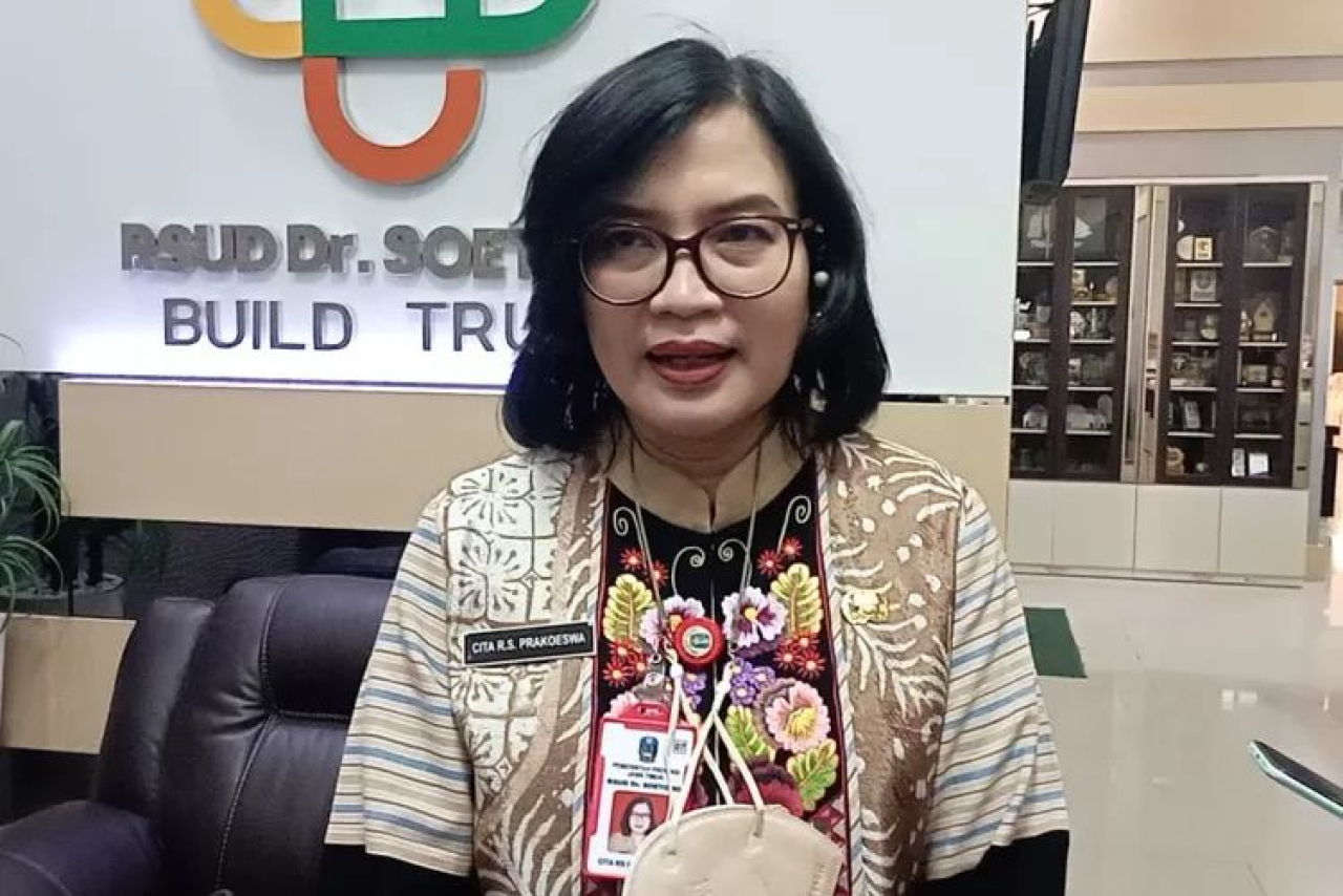 Direktur Utama RSUD dr. Soetomo, Prof. Dr. Cita Rosita Sigit Pakoeswa
