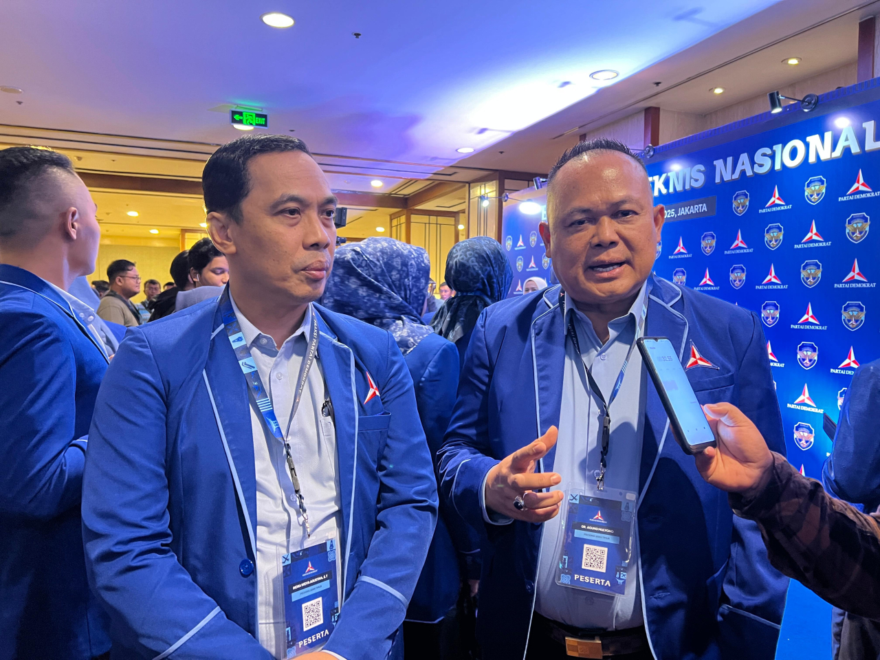 Sekretaris Fraksi Demokrat DPRD Jatim Indra Widya Agustina dan Ketua Fraksi Demokrat DPRD Jatim dr Agung Mulyono saat mengikuti Bimteknas/ist