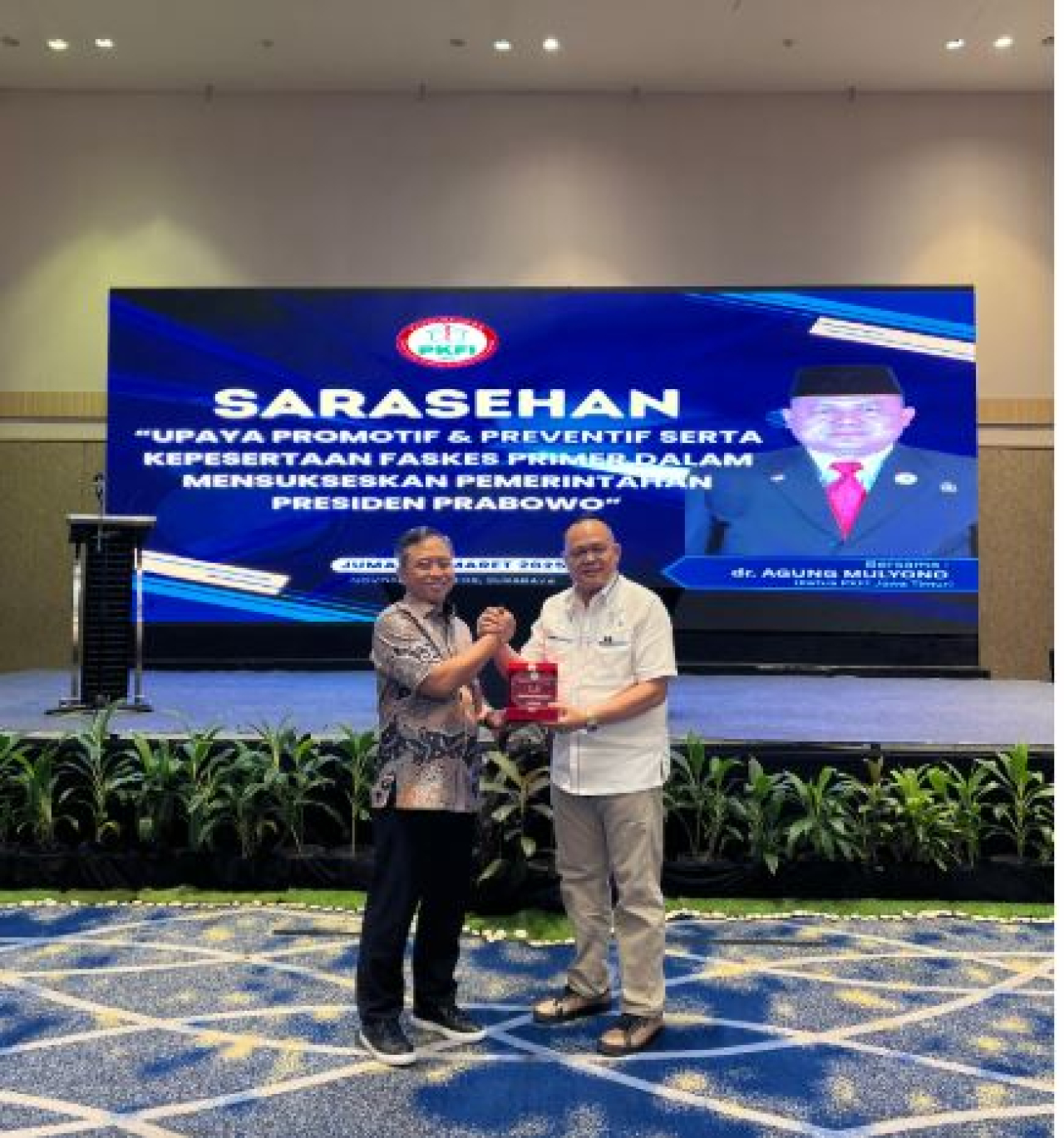 Ketua Fraksi Demokrat dr Agung Mulyono bersama Direktur Kepesertaan BPJS Pusat David Bangun/ist