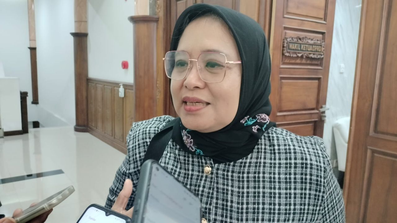 Harga Gabah Anjlok, Fraksi PDIP Jatim Tagih Komitmen Pemerintah Lindungi Petani