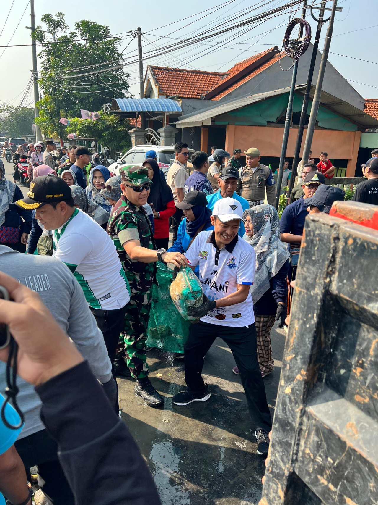 Jihad Rawat Sungai: Dedi Irwansa Ajak Warga Sidoarjo Bersihkan Kali Pelayaran