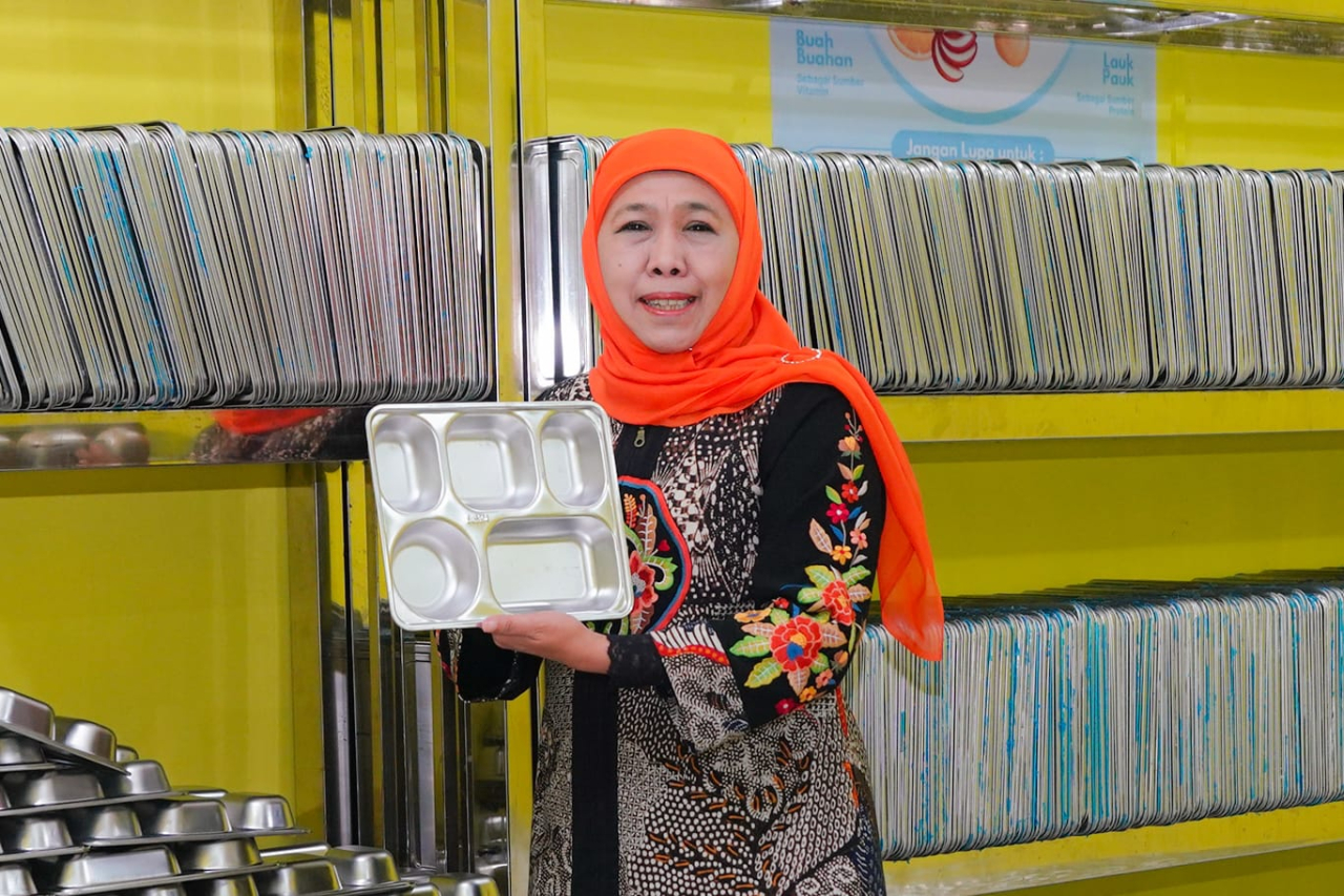 Gubernur Khofifah Tinjau  Tambahan SPPG Ponpes Al Anwar, Perluas Distribusi Makan Bergizi Gratis di Bangkalan