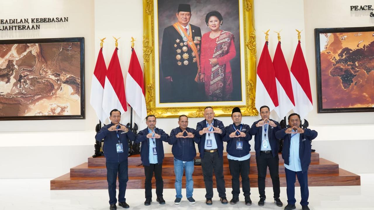 Fraksi Demokrat DPRD Jatim Ikuti Bimteknas di Pacitan, Dokter Agung: Soliditas Kader Kunci Kemenangan Pemilu 2029