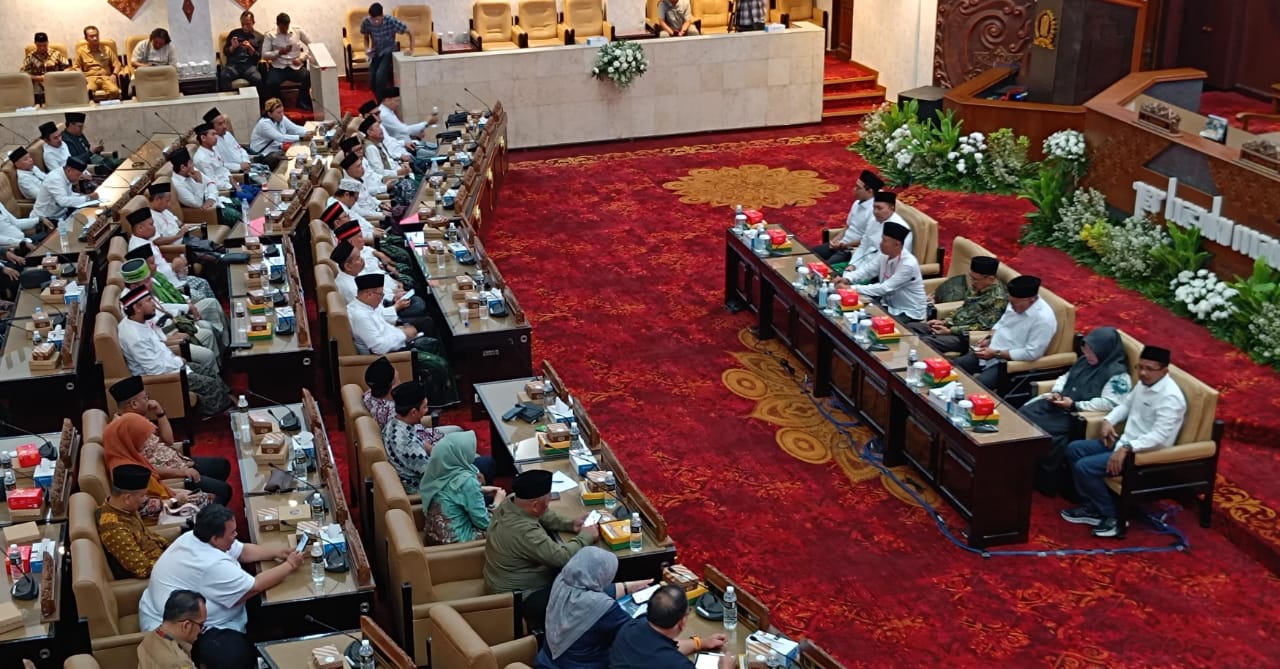 DPRD Jatim Kawal Aspirasi Santri, CT Diminta Minta Maaf Langsung ke Lirboyo