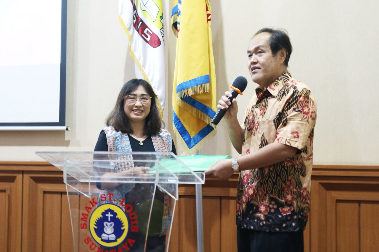 Vincentia Juliani Resmi Nahkodai Ikatan Alumni (IKA) SMAK St. Louis 1 Surabaya Periode 2025–2028