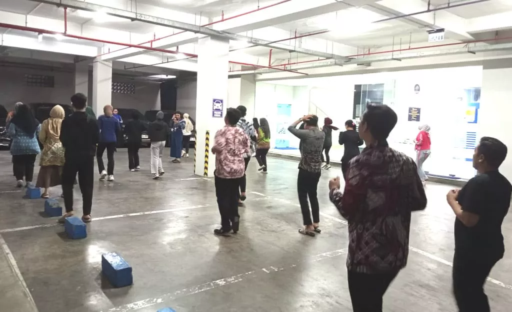 BRI Kapas Krampung Bangun Lingkungan Kerja Sehat Lewat Olahraga